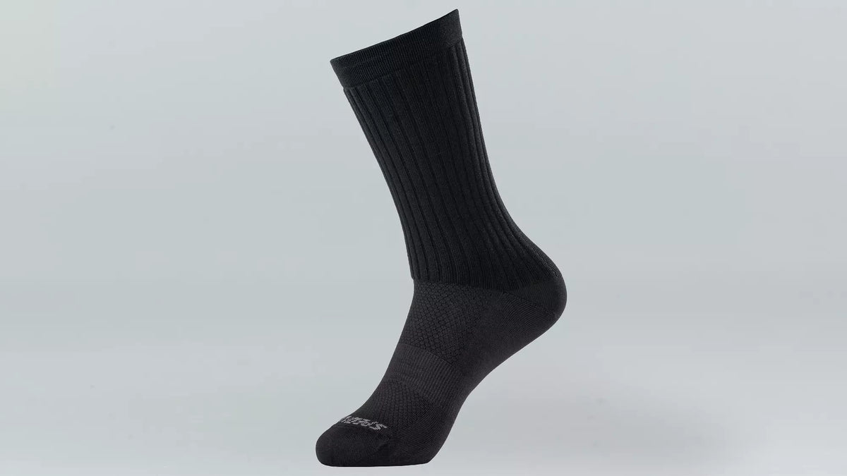 Hydrogen Aero Tall Road Socks